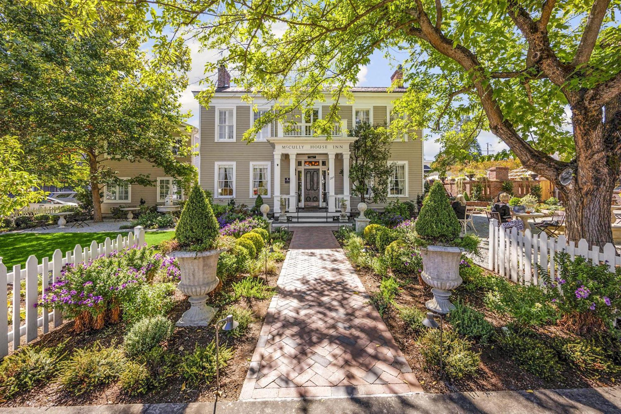 Mccully House Inn 杰克逊维尔 外观 照片